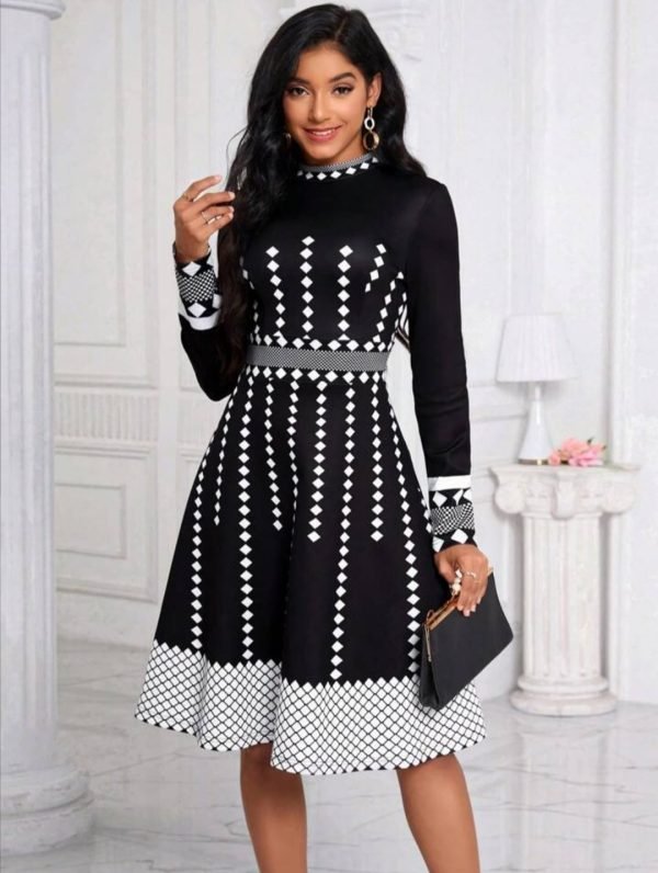 ABITO DA DONNA ELEGANTE E CASUAL - immagine 5
