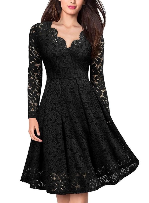 ABITO DA DONNA CORTO IN PIZZO - immagine 4