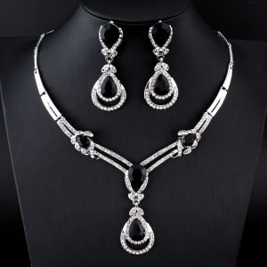 SET COLLANA E ORECCHINI PARURE