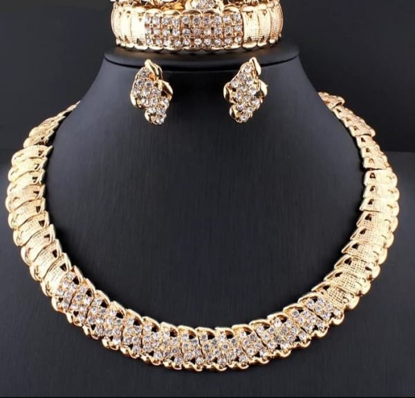 SET COMPLETO PARURE PLACCATO