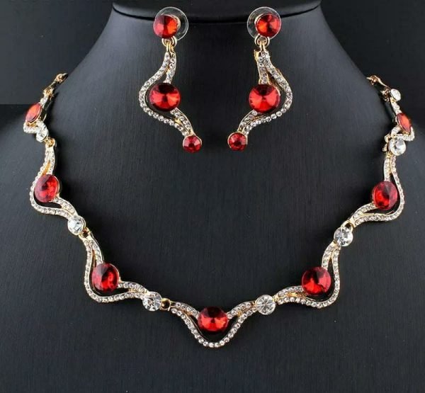SET COLLANA E ORECCHINI PARURE