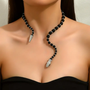 COLLANA SERPENTE DI PERLE