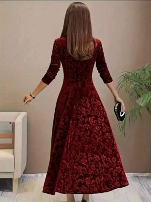 ABITO DA DONNA ELEGANTE