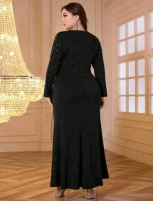 VESTITO LUNGO NERO CON DECORAZIONI STRASS