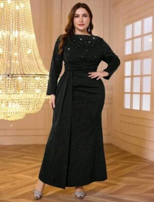 VESTITO LUNGO NERO CON DECORAZIONI STRASS